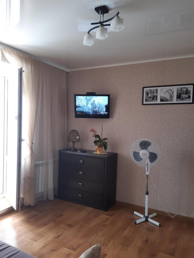 Однокімнатна Apartment Shepetivka Bagian luar foto