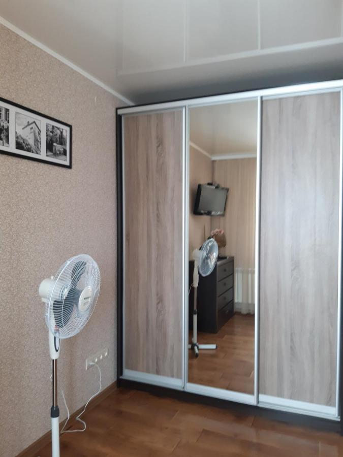 Однокімнатна Apartment Shepetivka Bagian luar foto