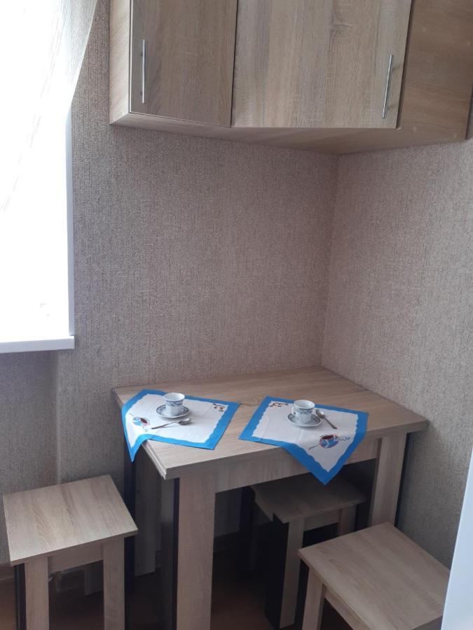 Однокімнатна Apartment Shepetivka Bagian luar foto