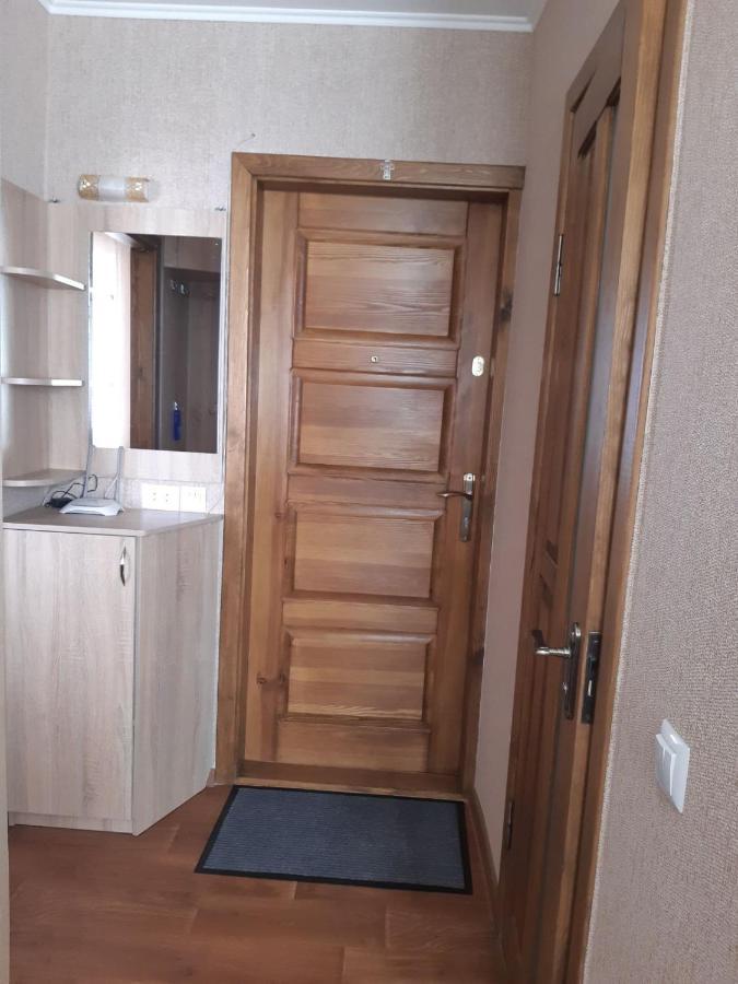 Однокімнатна Apartment Shepetivka Bagian luar foto
